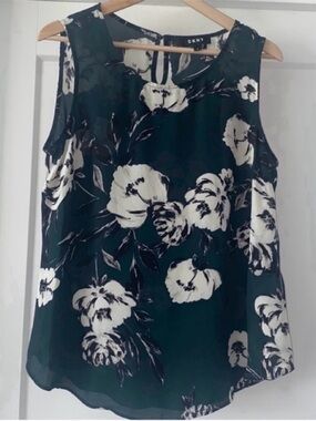 💚 DKNY Black, Hunter Green, and Ivory Floral Sleeveless Top/ Tank - Size Medium